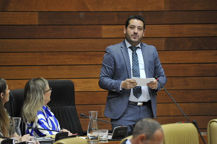 PSOE exige a Guardiola que aclare si quiere regular los centros datos y sean sostenibles