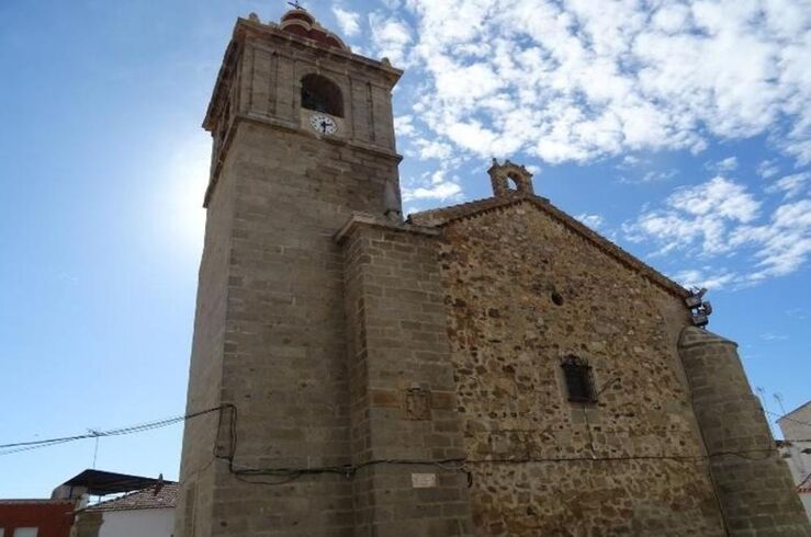 Finaliza la restauración de la iglesia de Malpartida de la Serena