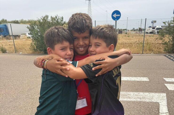 135 niños saharauis se despiden de Extremadura tras un verano de convivencia y emociones