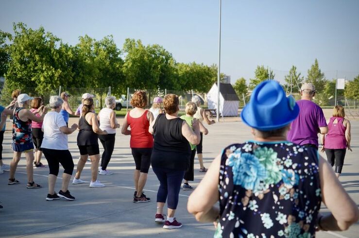 Programas verano actividad física mayores Ayuntamiento Badajoz superan 1.600 inscripciones