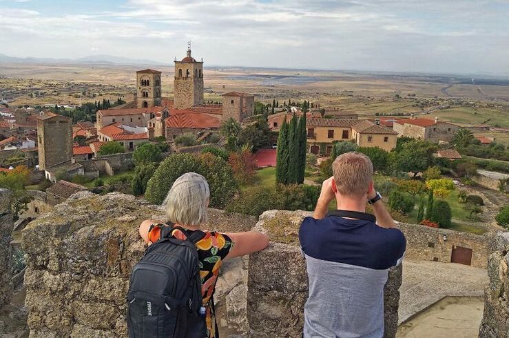 Extremadura acude a las jornadas 'Spain Travel Market Europa 2026' de Turespaña