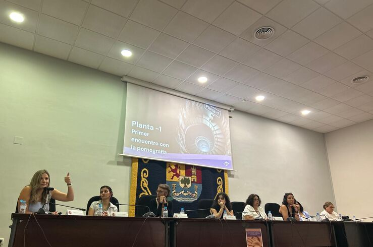 El IMEX reclama una respuesta 