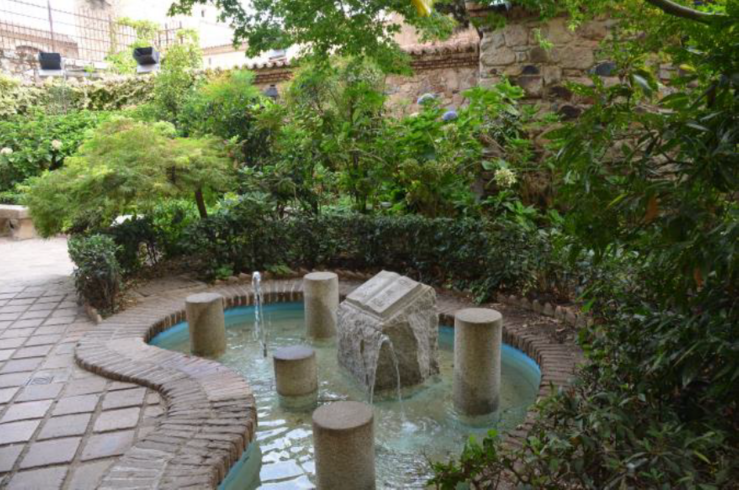Organizaciones piden al Ayuntamiento Cáceres la reapertura del Jardín de Cristina de Ulloa