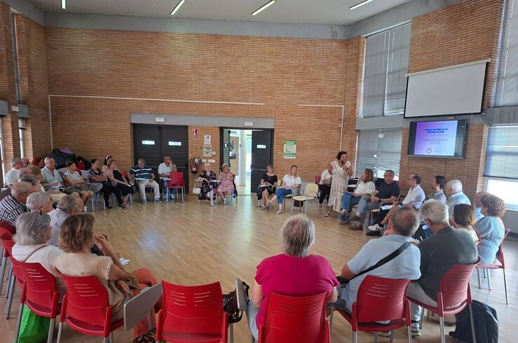 El IMAS destina 25.000 euros a trece asociaciones de mayores de Cáceres