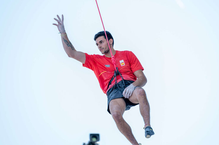 El escalador Alberto Ginés es reconocido con el Premio Extremadura del Deporte 2025