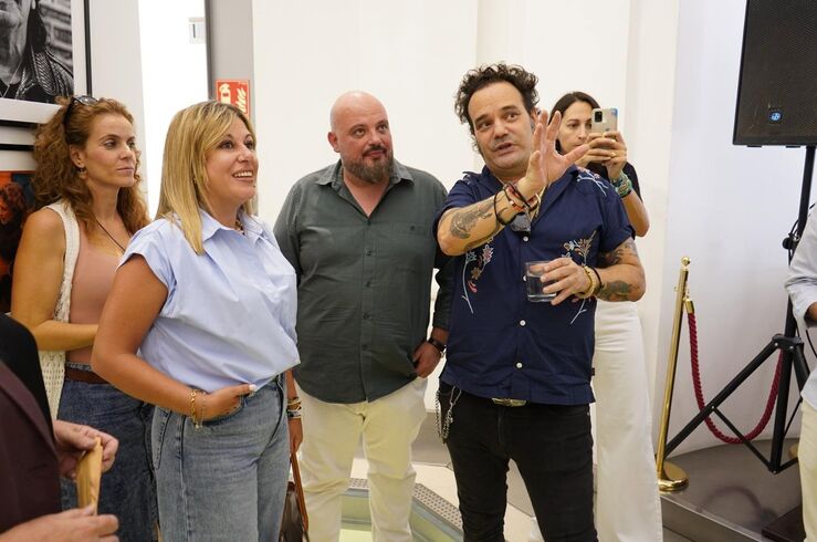 La Asamblea acoge exposición de Juan Pérez Fajardo en el marco Cinebeat