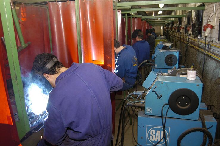 Alumnos extremeños matriculados en FP privada aumenta en un 293,9% en 10 años