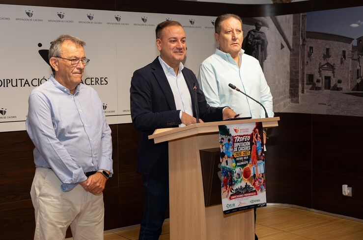 Comienza nueva edición de los Trofeos Diputación de Cáceres de Baloncesto y Fútbol Sala