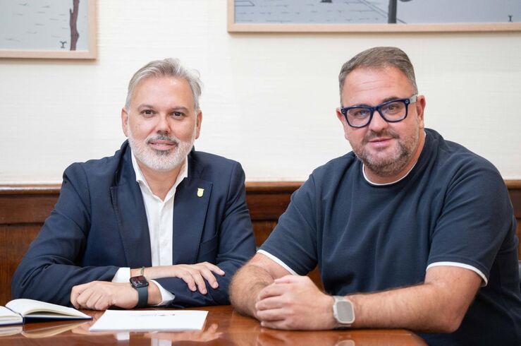 Fundación Yuste estrecha colaboración con Mérida y plantea acciones culturales y formativa