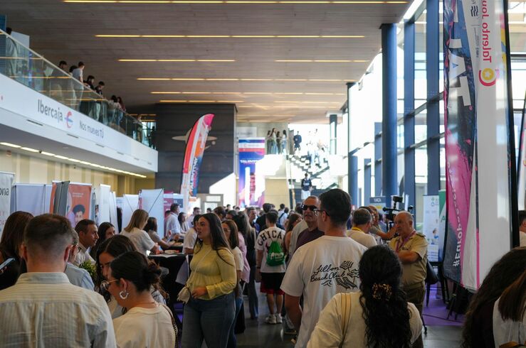 Feria del Talento Joven reúne a más de 1.500 asistentes para acercar oportunidades empleo