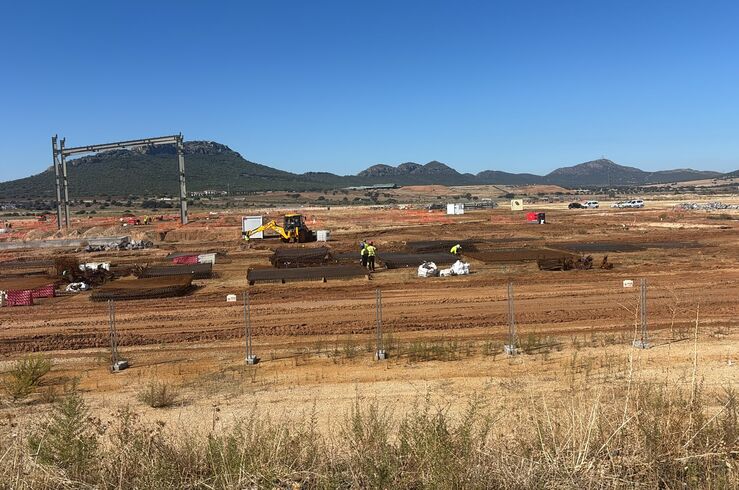 Hunan Yuneng sube hasta 215,6M€ inversión y capacidad producción de su proyecto en Mérida