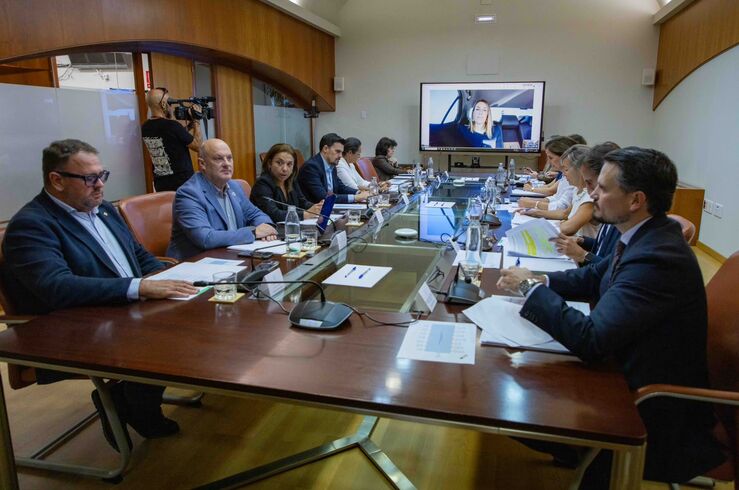 Osuba subraya receptividad Junta y que Mérida reclama pago 42 millones de deuda histórica
