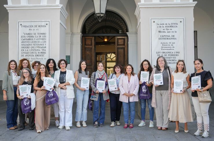 Presentadas dos guías para prevenir y detectar violencia machista digital en las aulas