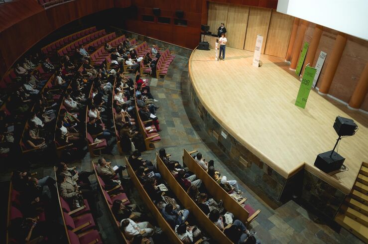 Profesionales y asociaciones de España reflexionan sobre presente y futuro del diseño