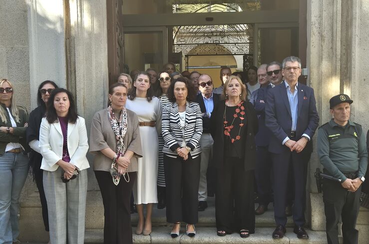 Minuto de silencio en sedes judiciales extremeñas por las víctimas del accidente de Urda