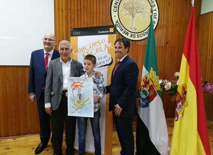 Adrin Gonzlez gana 37 edicin Concurso Escolar Qu es un Rey para ti en Extremadura
