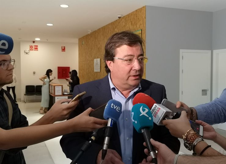 Vara afirma que el PSOE no negociar la autodeterminacin sin cambiar la Constitucin 