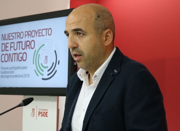 PSOE pide a Alfredo Aguilera que se marche y se defienda como ciudadano ms tras condena