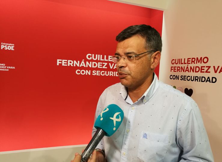El PSOE destaca que el nuevo ejecutivo de Vara dar respuesta a  retos de la regin