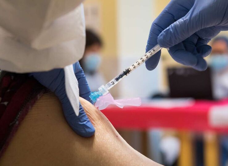 497 de extremeos susceptibles de vacunarse ya han recibido al menos una dosis vacuna