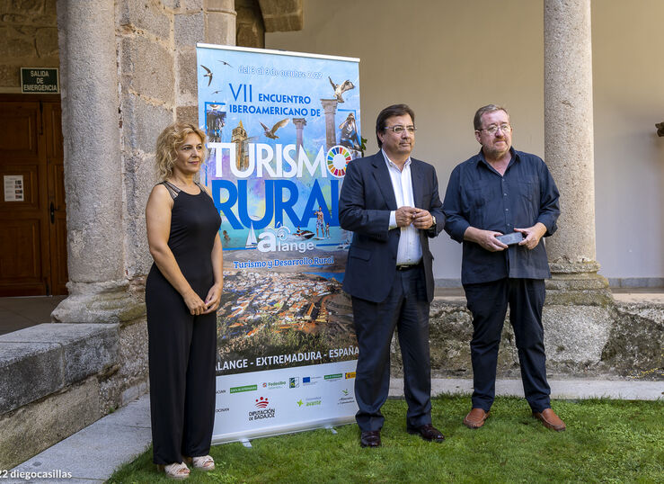 Vara subraya como oportunidad el VII Congreso iberoamericano Turismo Rural en Alange