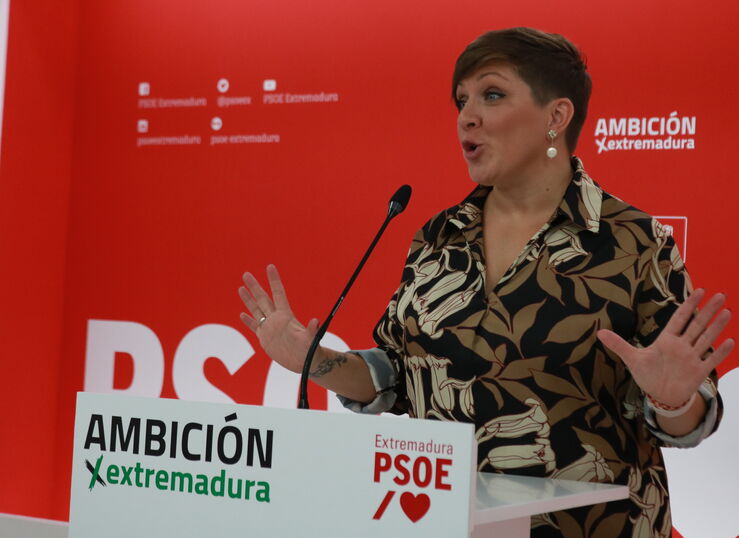 El PSOE extremeo La crisis no la puede pagar la clase media y trabajadora de esta tierra