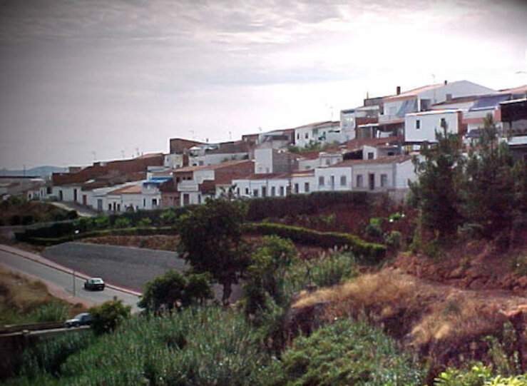 Declaracin urgente de ocupacin de terrenos para obras de acceso a Solana desde la EX300