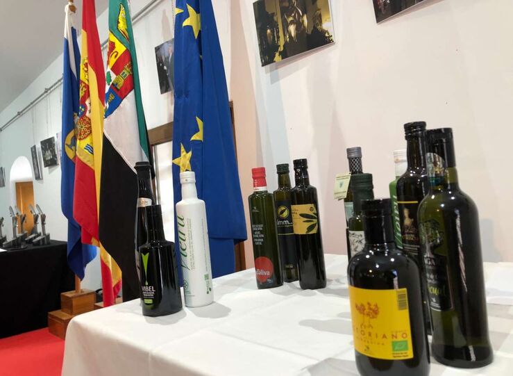 Consejera de Agricultura muestra plena confianza de la Junta con sector de aceite de oliva