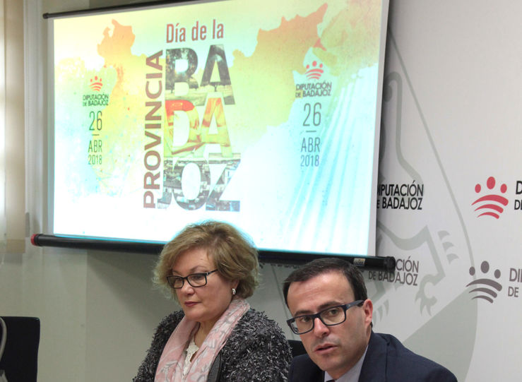 Ibarra Inocencia Cabezas y Atanasio Naranjo Premios del I Da de la Provincia de Badajoz