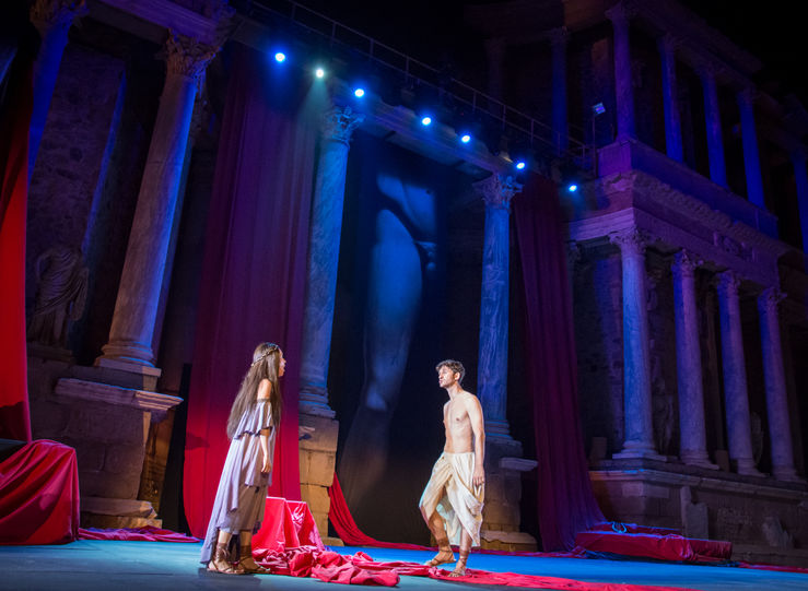  Los crmenes y locuras de Nern invaden la escena del Teatro Romano de Mrida