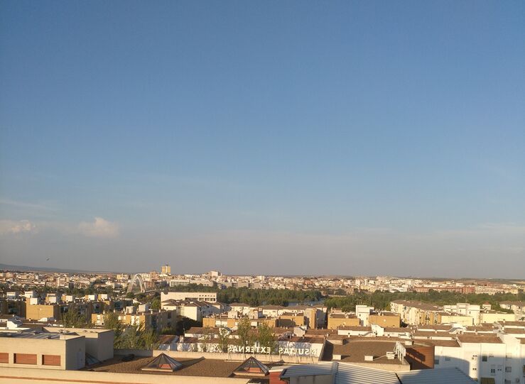 Las temperaturas suben maana y llegarn a 30C para caer el fin de semana con lluvias