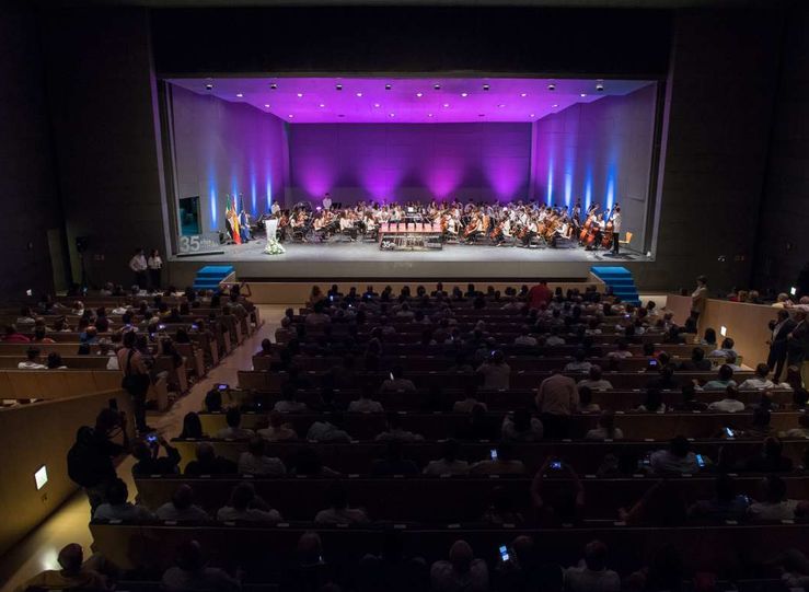 270 alcaldes extremeos de la etapa autonmica reciben un homenaje en Mrida