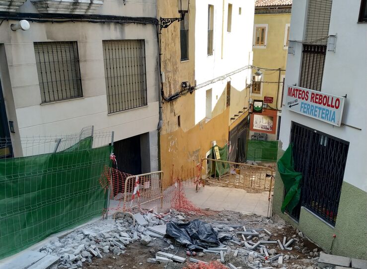Patrimonio autoriza el desmontaje de la canalizacin de la calle Alzapiernas de Cceres