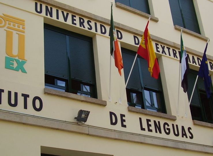 El Instituto de Lenguas Modernas de la UEx abre hasta el 12 de abril el plazo de matrcula