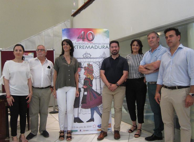 El 40 Festival Folclrico Internacional de Extremadura se celebrar del 10 al 15 de julio