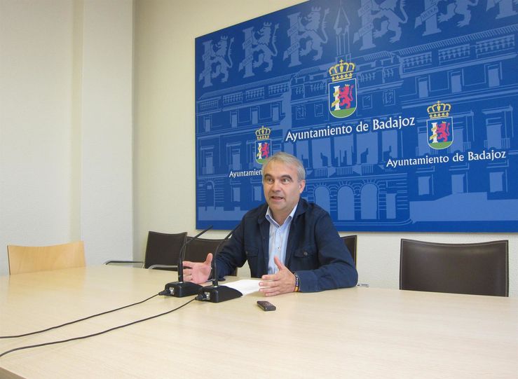 Fragoso incorpora al gobierno de Badajoz a Cs y a Vox 