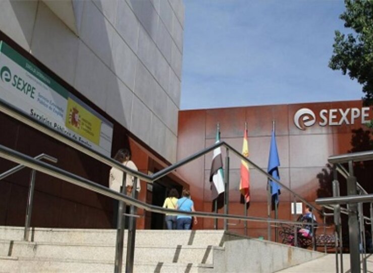PSOE extremeo recalca que agosto ha sido mal mes para el empleo en Extremadura