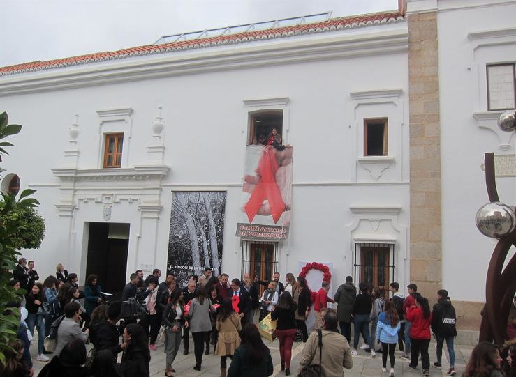 Lucha contra el estigma y la discriminacin en el Da Mundial contra SIDA en Extremadura