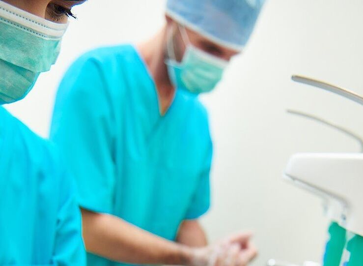 CSIF urge a Junta resolver con urgencia grave situacin laboral y econmica de enfermeros 