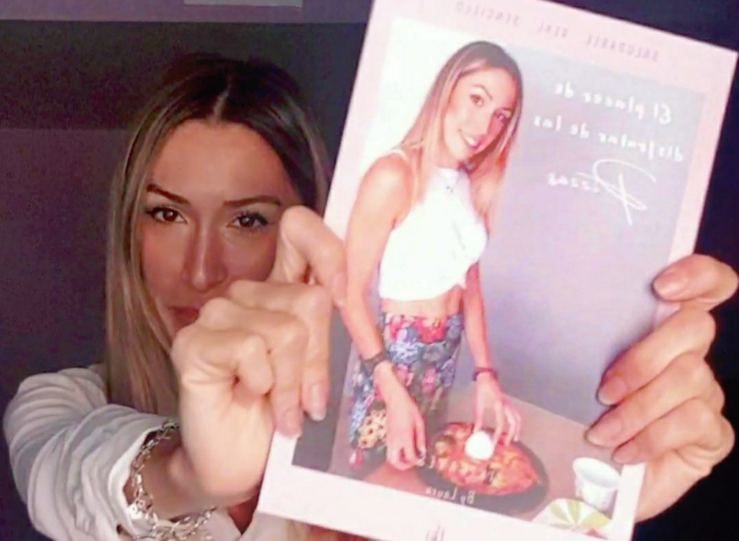 Laura Gallego Chaves edita su primer libro de recetas con la pizza saludable como estrella