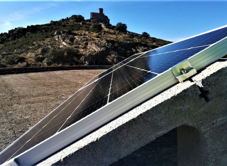 Promedio aprovecha la energa solar para mejorar el control y la calidad del agua potable