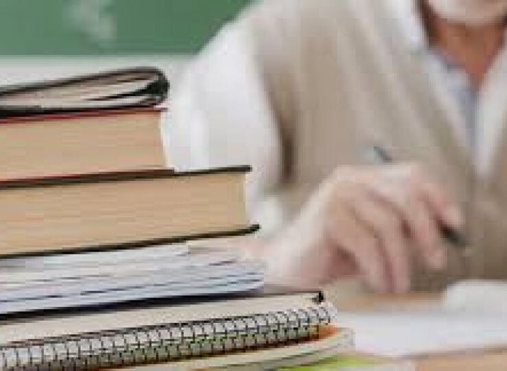 CCOO rechaza el acuerdo de homologacin salarial de los docentes extremeos