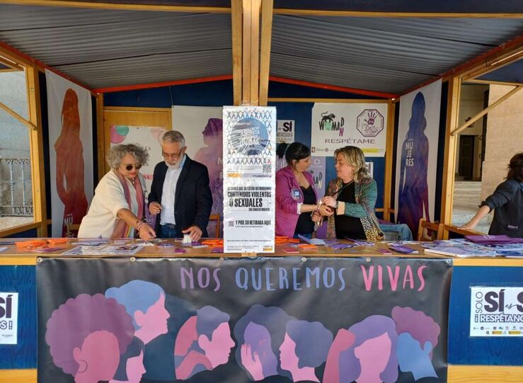 IMEX organiza actividades en el Punto Violeta instalado en el festival Womad de Cceres