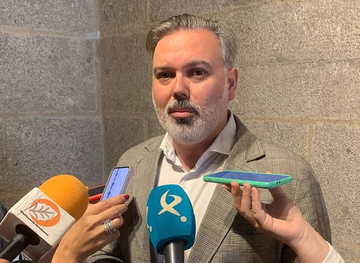 Ayuntamiento Plasencia estudia reubicacin temporal de las aves del Parque de los Pinos