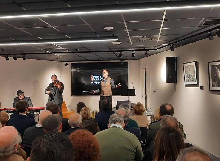 El Corte Ingls de Badajoz inaugura nueva Sala de mbito Cultural con una imagen renovada