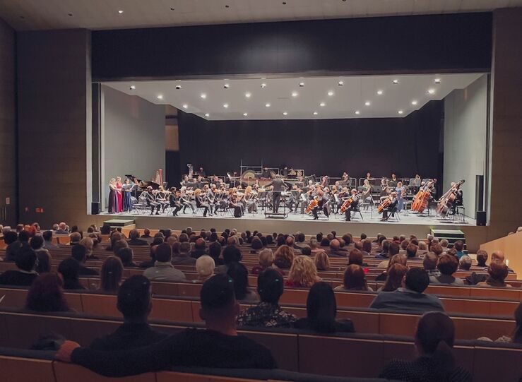 La OEx ofrece en Mrida un concierto de msica teatralizada de Funamviolistas