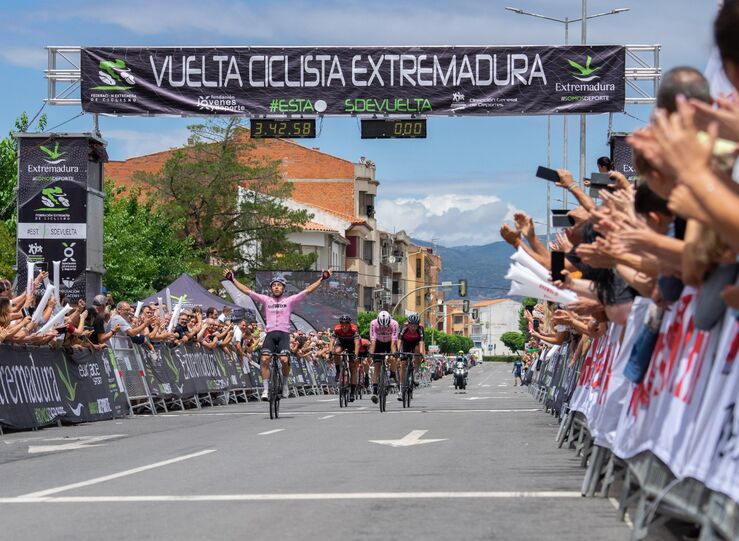 Plasencia acoge la primera etapa de la Vuelta Ciclista a Extremadura Masculina 2023