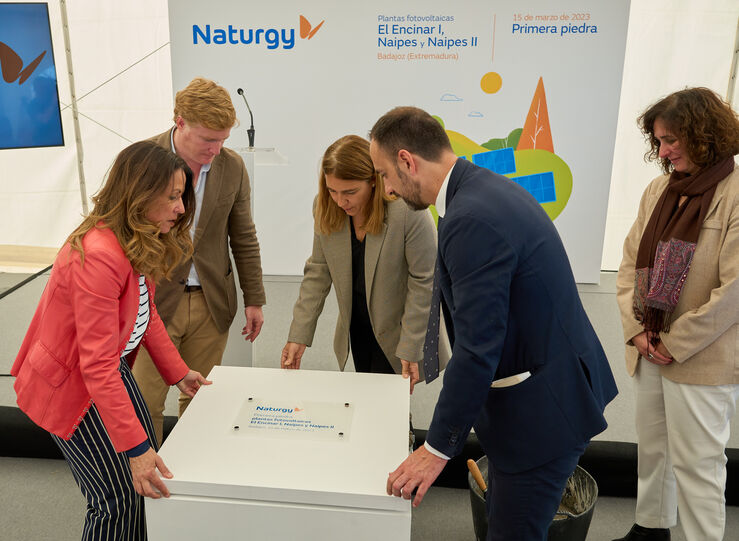 Naturgy invierte 70 millones en tres nuevas fotovoltaicas en trmino municipal de Badajoz