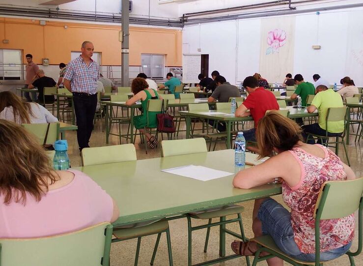 Educacin publica la convocatoria de oposiciones para acceder a 529 plazas docentes