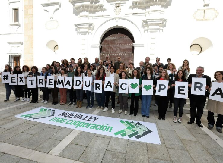 Extremadura se sita a la vanguardia de la cooperacin internacional con su nueva ley